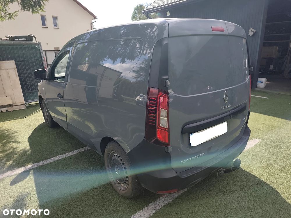 Renault Express - 5