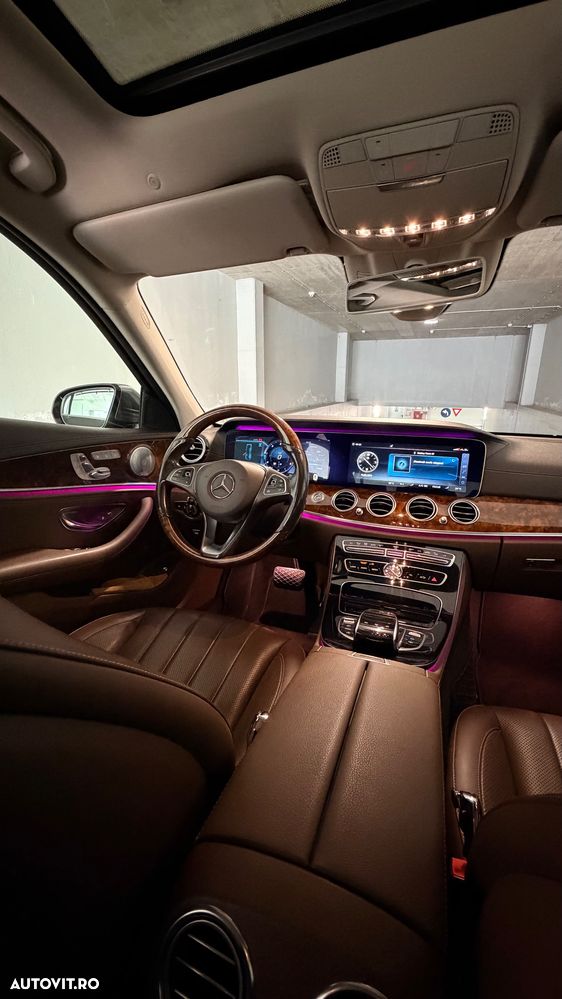 Mercedes-Benz E 220 d 4MATIC Aut. - 30