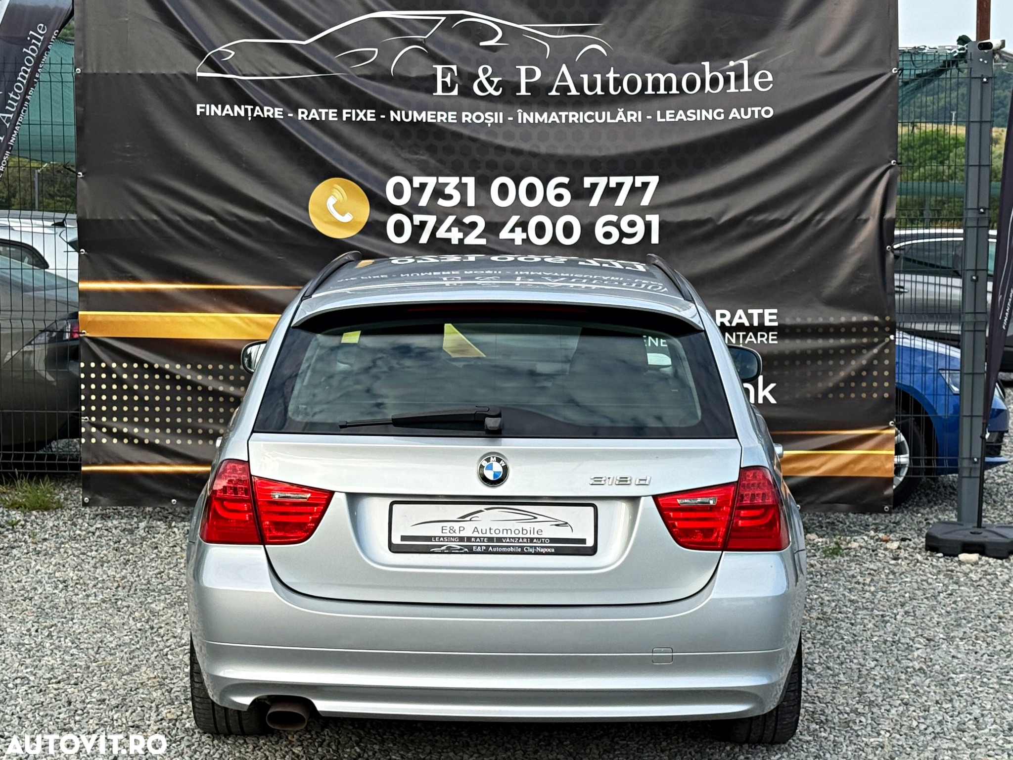 BMW Seria 3 318d DPF Touring - 11