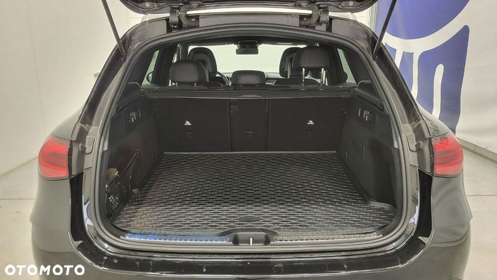 Mercedes-Benz GLC 300 mHEV 4-Matic AMG Line - 23
