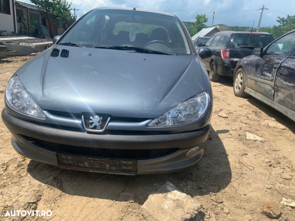 Dezmembram Peugeot 206 1.4 b si 1.9 D