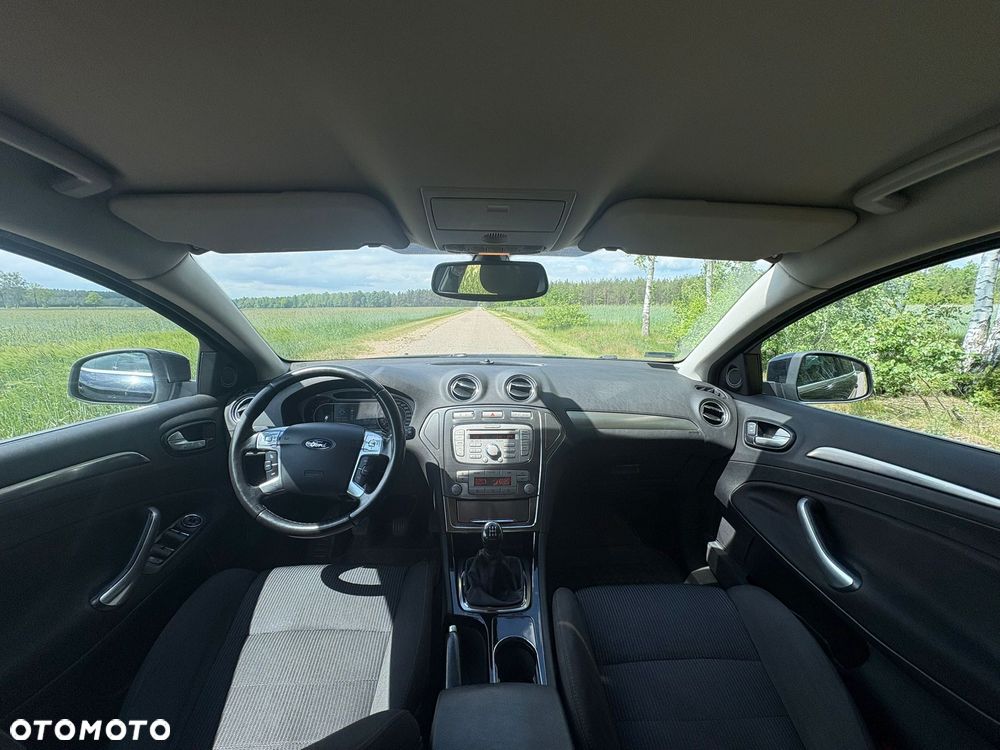 Ford Mondeo - 4
