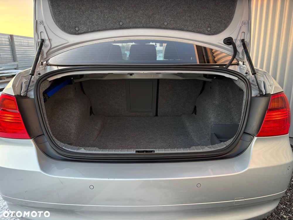 BMW Seria 3 - 19