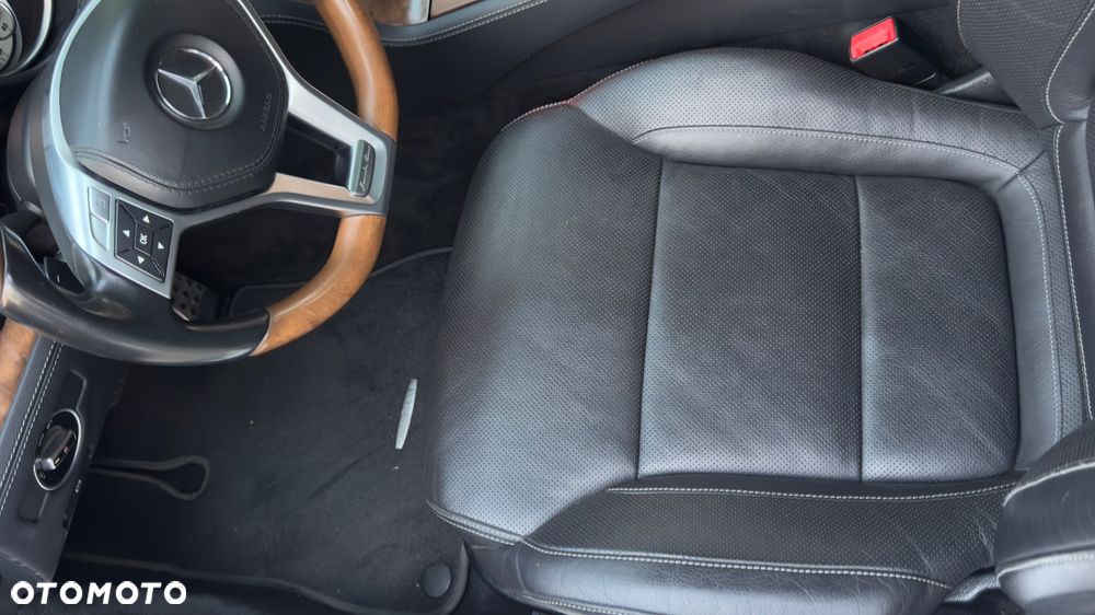 Mercedes-Benz SL 500 9G-TRONIC - 17