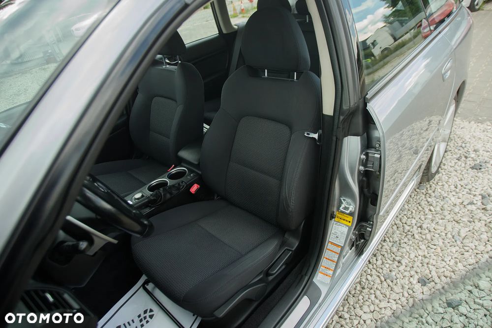 Subaru Legacy Kombi 3.0R Automatik - 5
