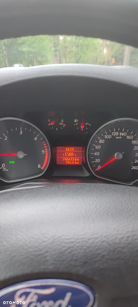 Ford Mondeo 2.0 TDCi Ambiente - 10