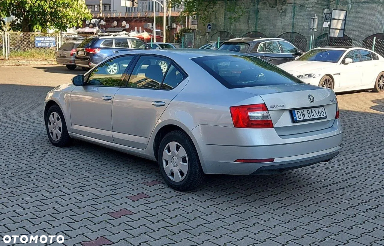 Skoda Octavia 1.6 TDI Active - 3