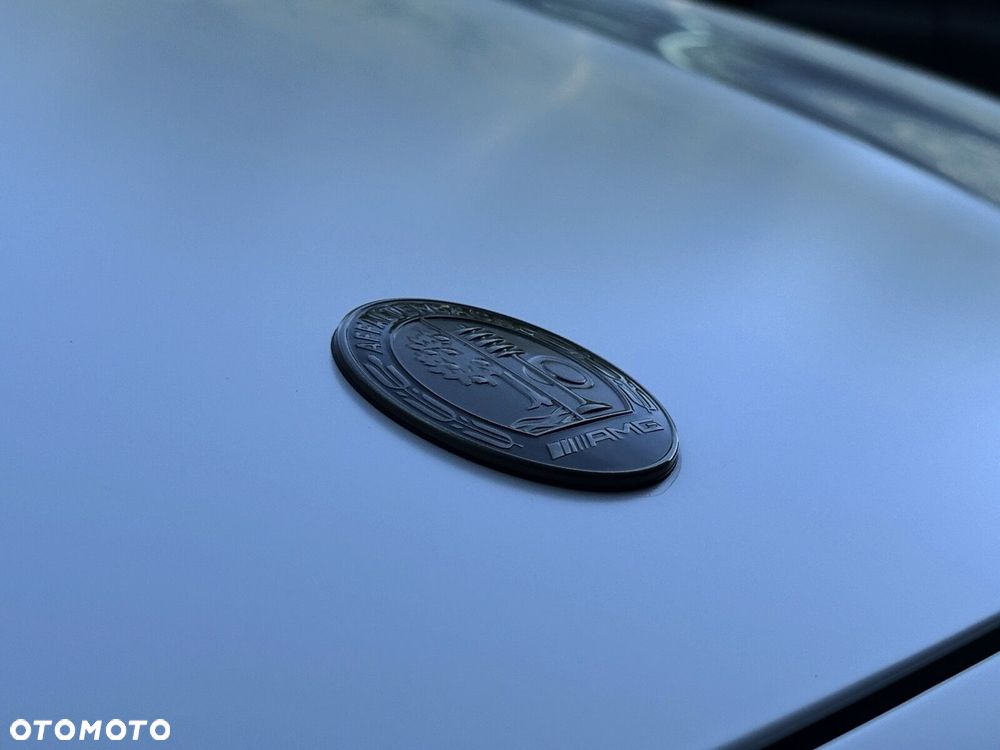 Mercedes-Benz Klasa E AMG 53 PHEV 4Matic+ 9G-Tronic TCT - 8