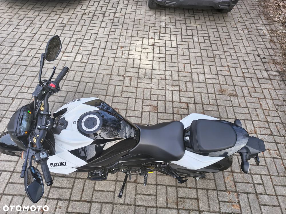 Suzuki GSX - 5