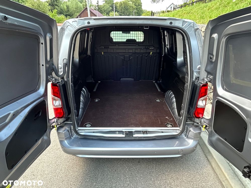 Toyota Proace City - 11