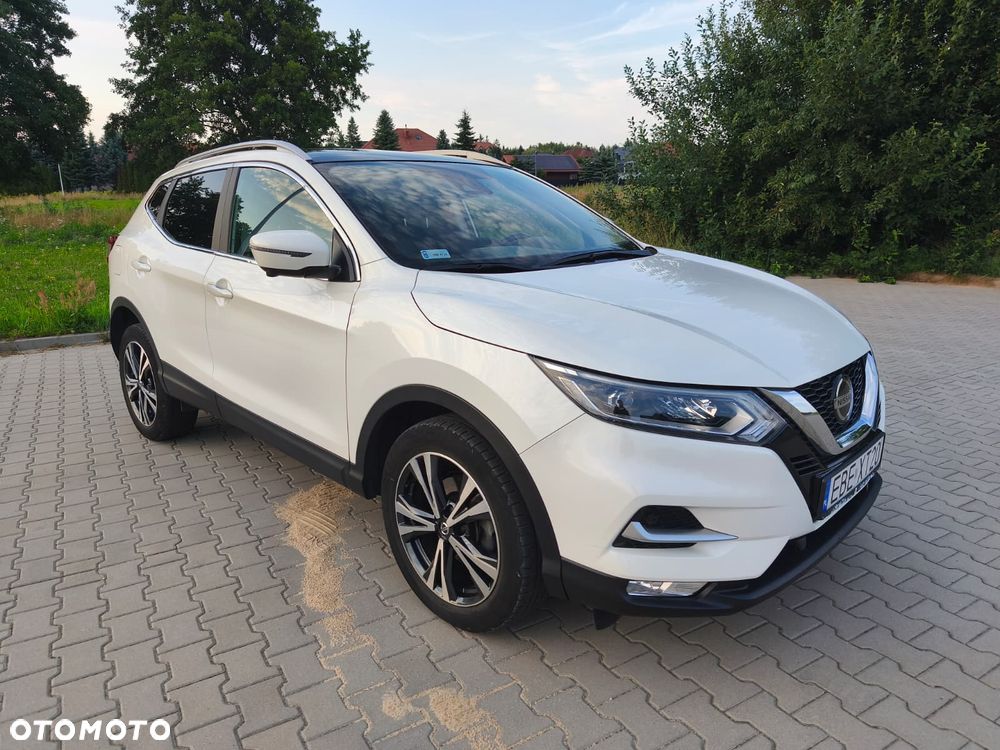 Nissan Qashqai 1.3 DIG-T N-Connecta - 1