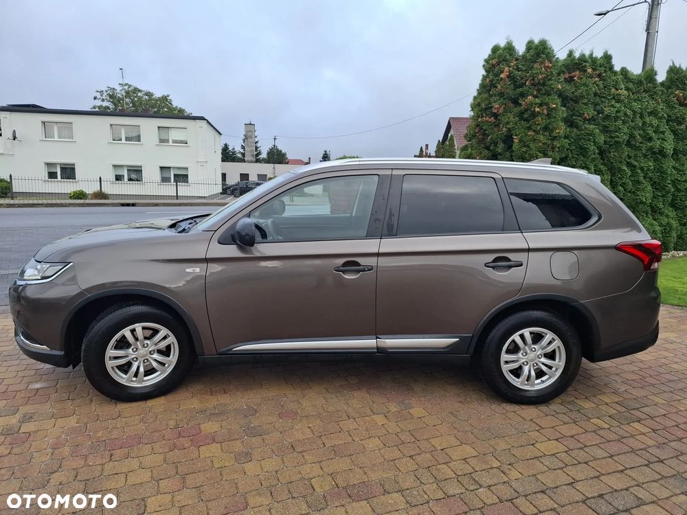 Mitsubishi Outlander - 5