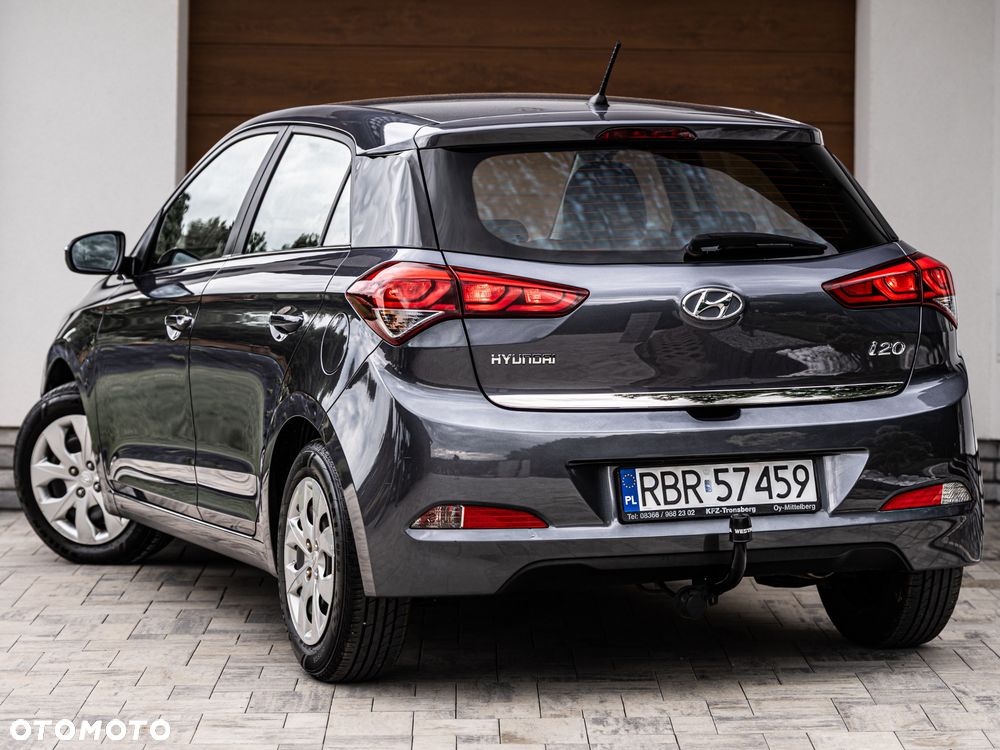 Hyundai i20 - 18