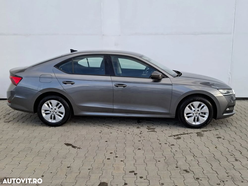 Skoda Octavia - 2