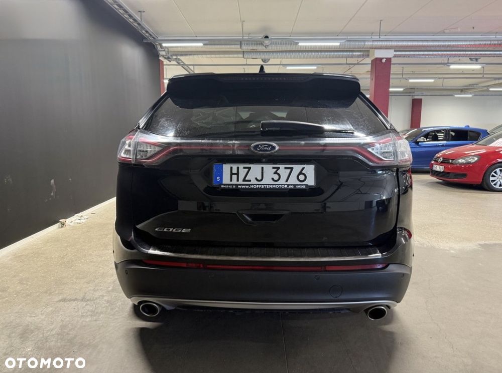 Ford Edge - 8