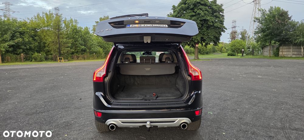 Volvo XC 60 D4 RDesign - 11