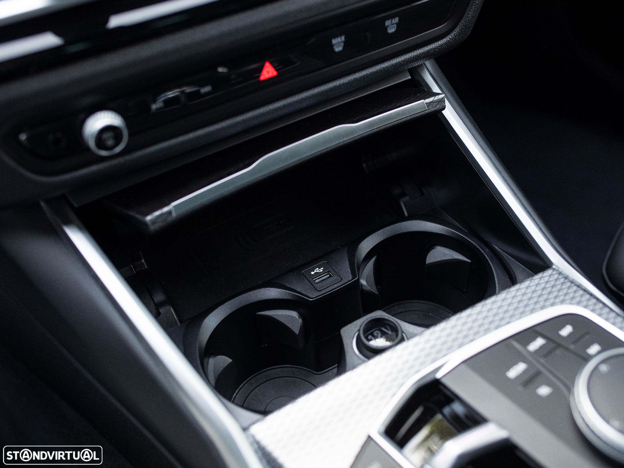 BMW 330 e Touring Pack M Auto - 30