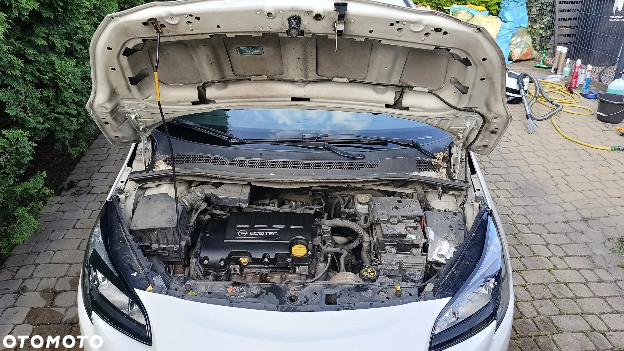 Opel Corsa 1.4 Color Edition - 2