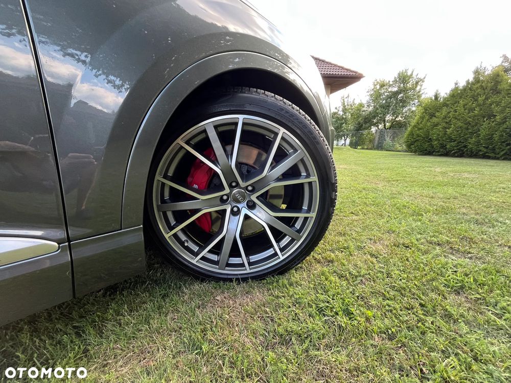 Audi SQ7 - 10