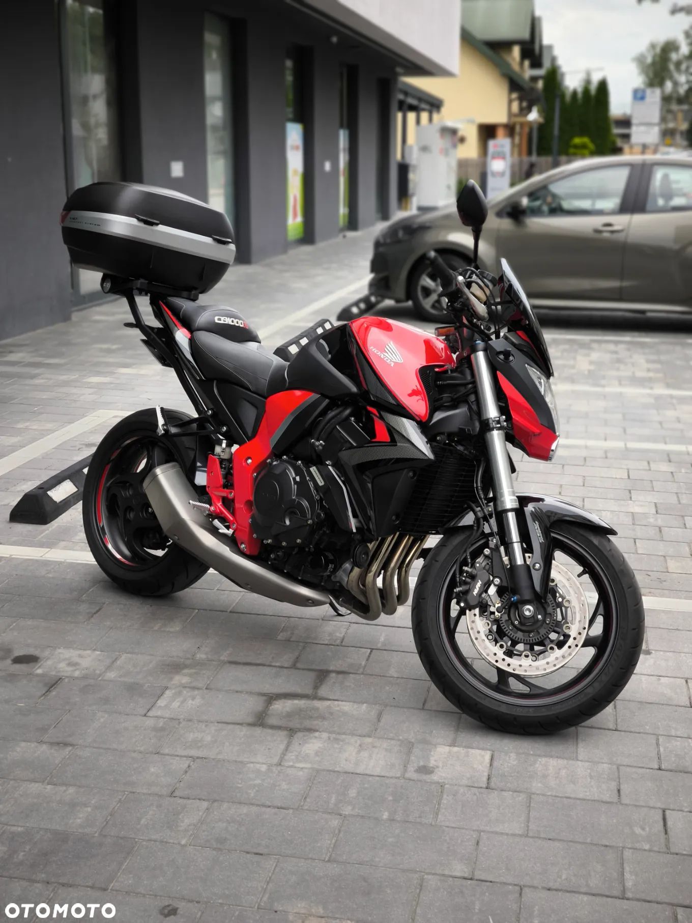 Honda CB - 1