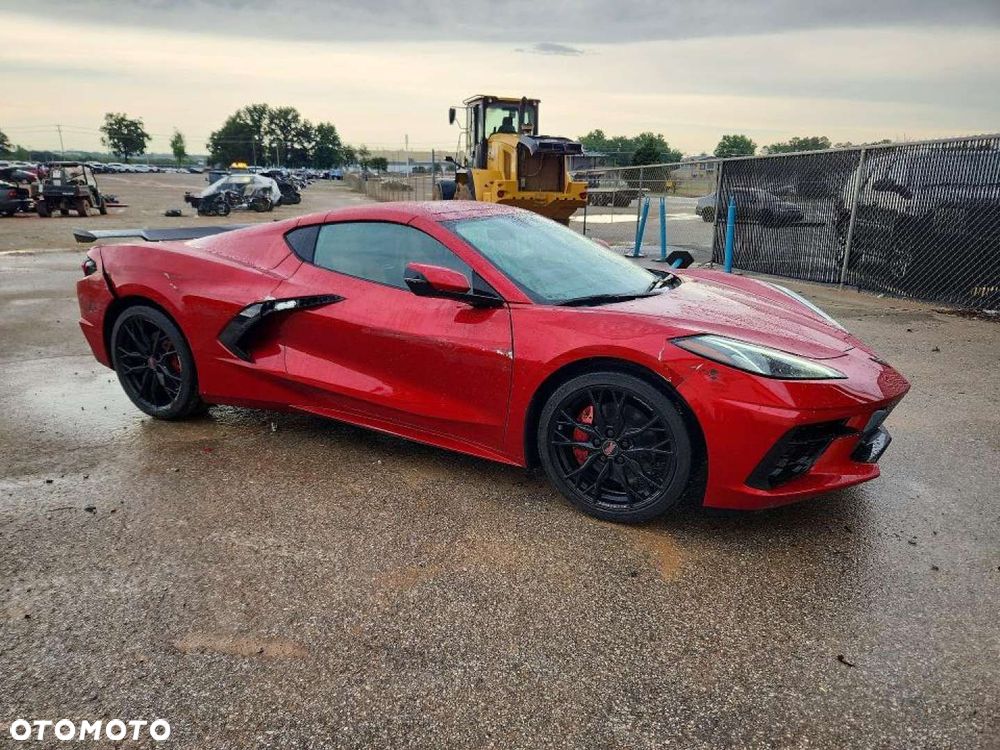 Chevrolet Corvette - 6