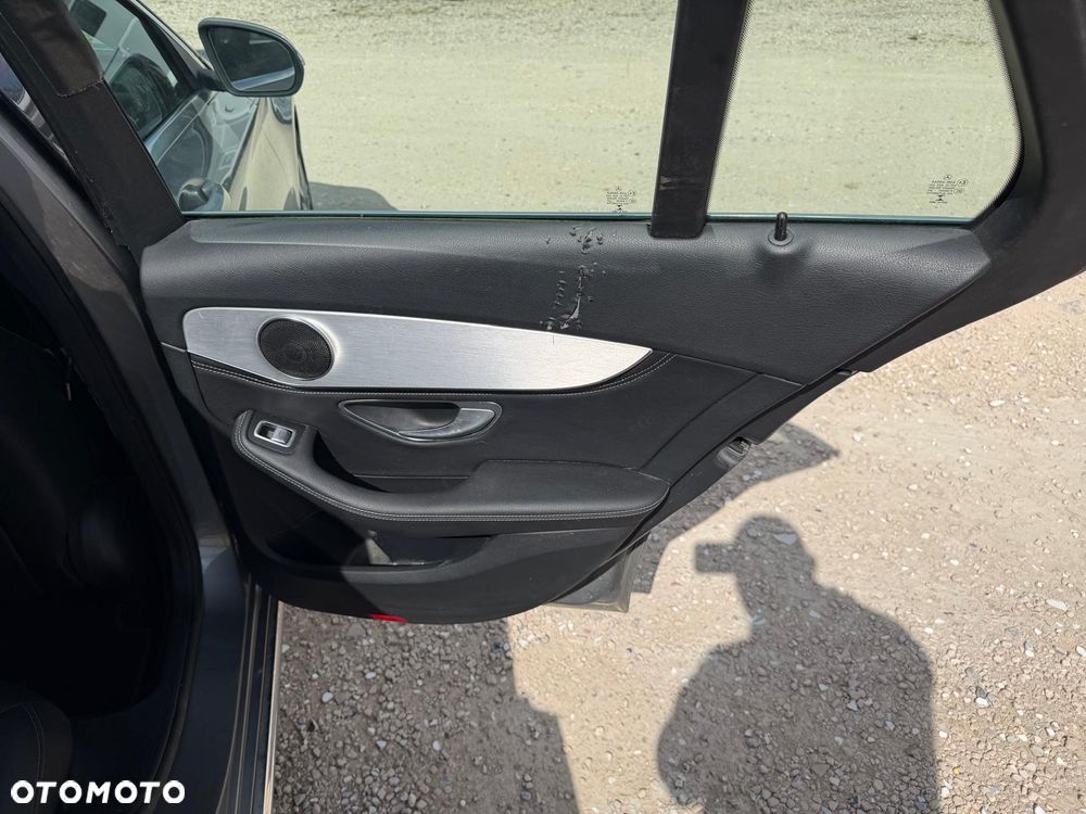 Mercedes-Benz Klasa C 200 BlueTEC 7G-TRONIC Edition 1 - 17