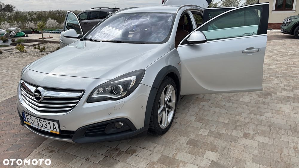 Opel Insignia - 16