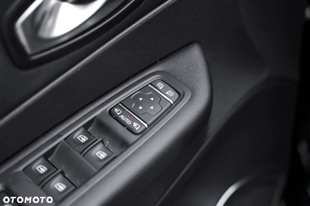 Renault Captur - 21