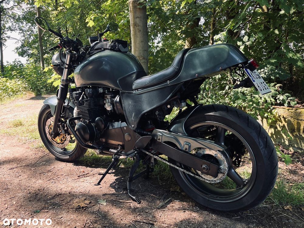 Kawasaki ZR - 3