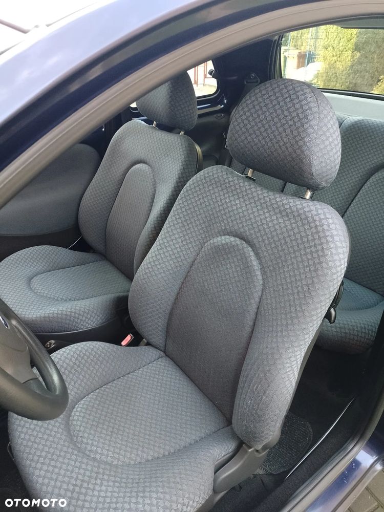Ford KA 1.3 - 12