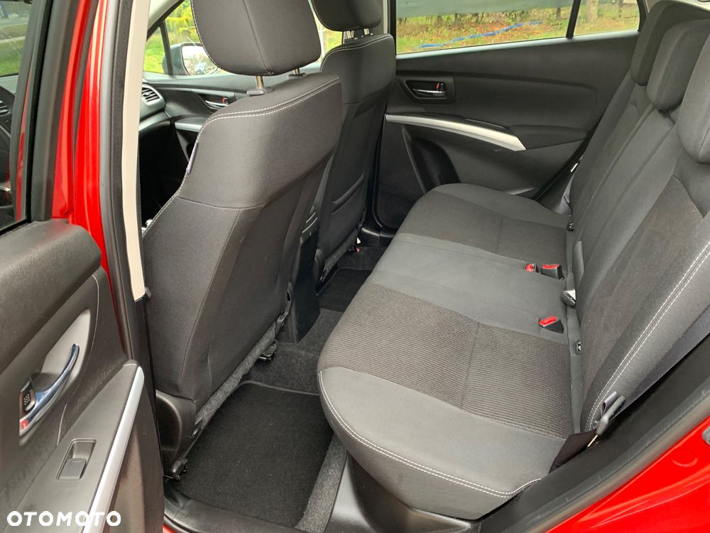 Suzuki SX4 S-Cross - 17