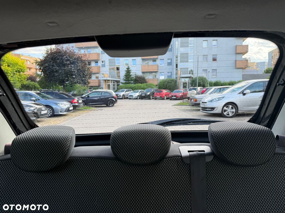 Nissan Micra 1.2 Visia - 26