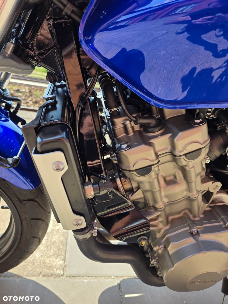 Honda CB - 11