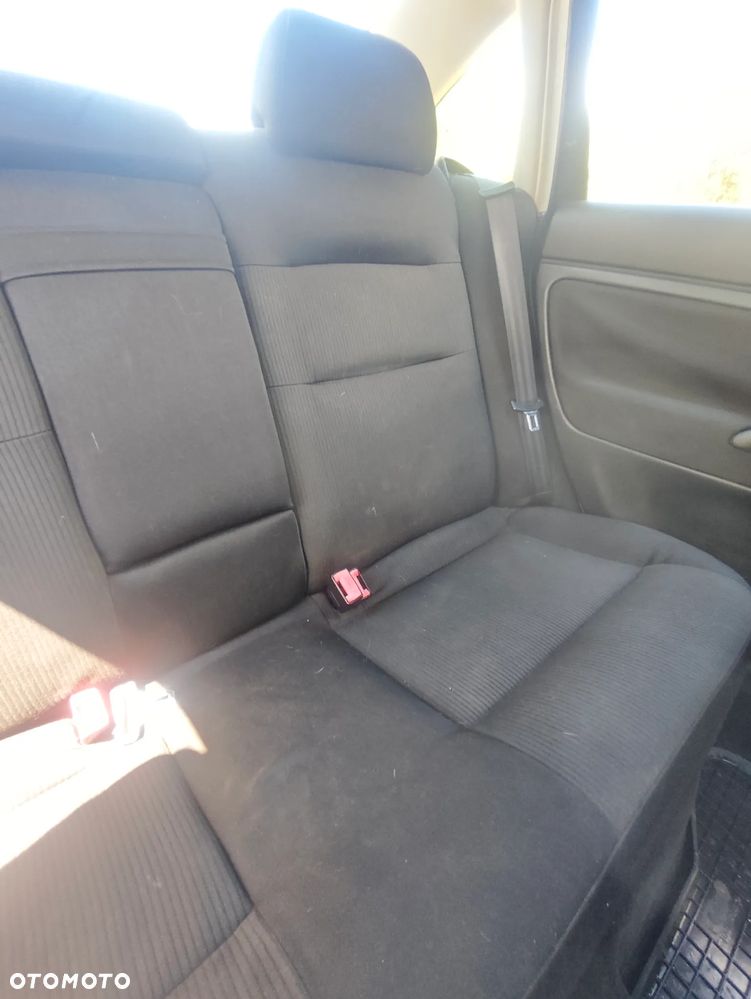 Volkswagen Passat 2.0 - 12