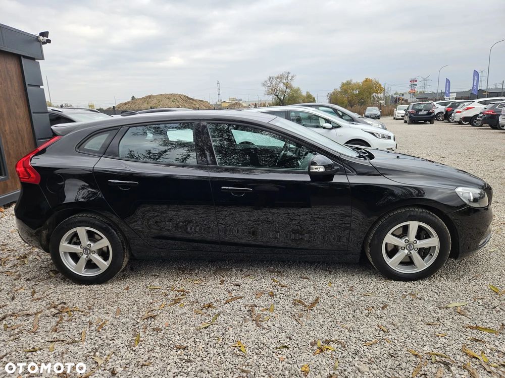 Volvo V40 D3 Momentum - 11