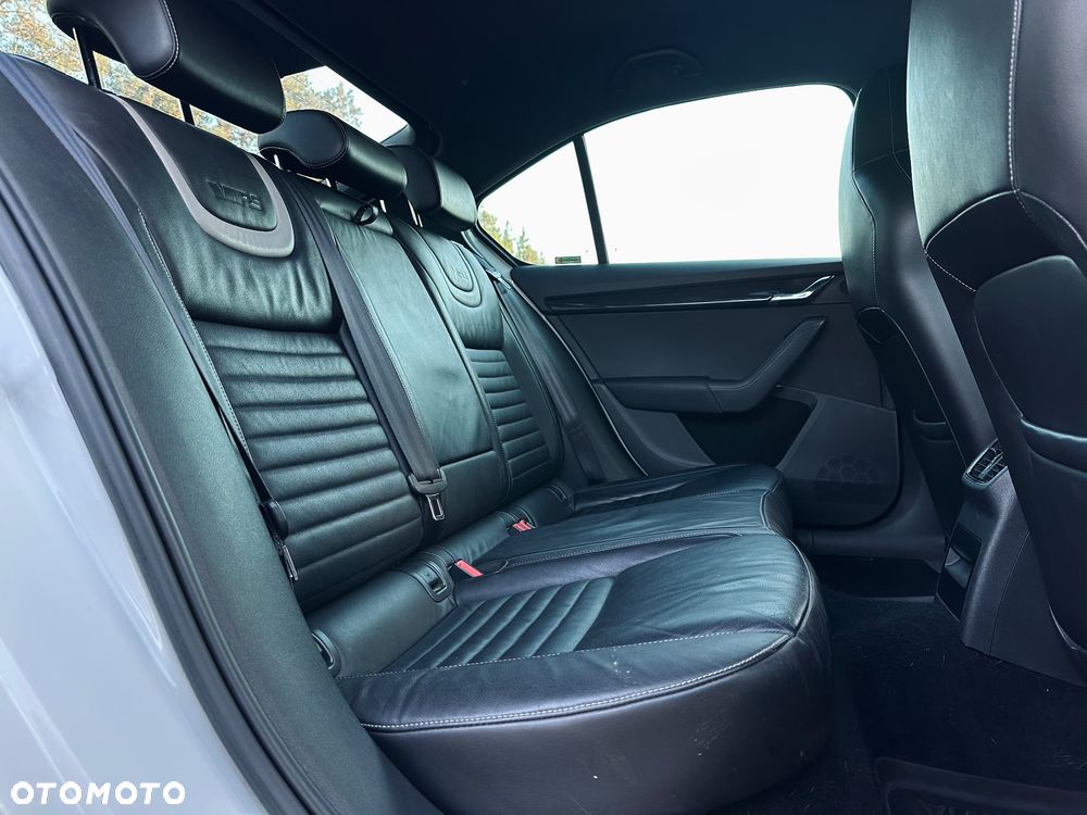 Skoda Octavia 2.0 TSI (Green tec) RS - 21