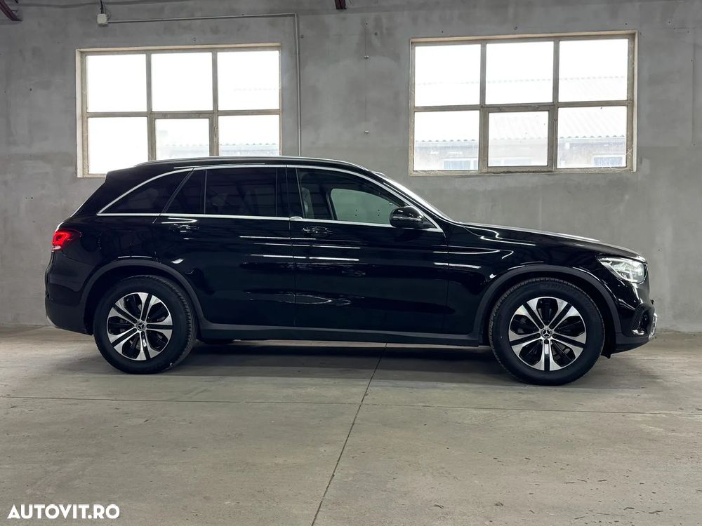 Mercedes-Benz GLC - 10