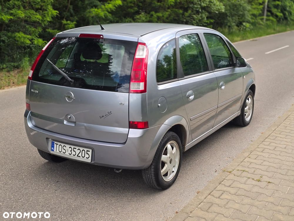Opel Meriva 1.6 16V Cosmo - 15