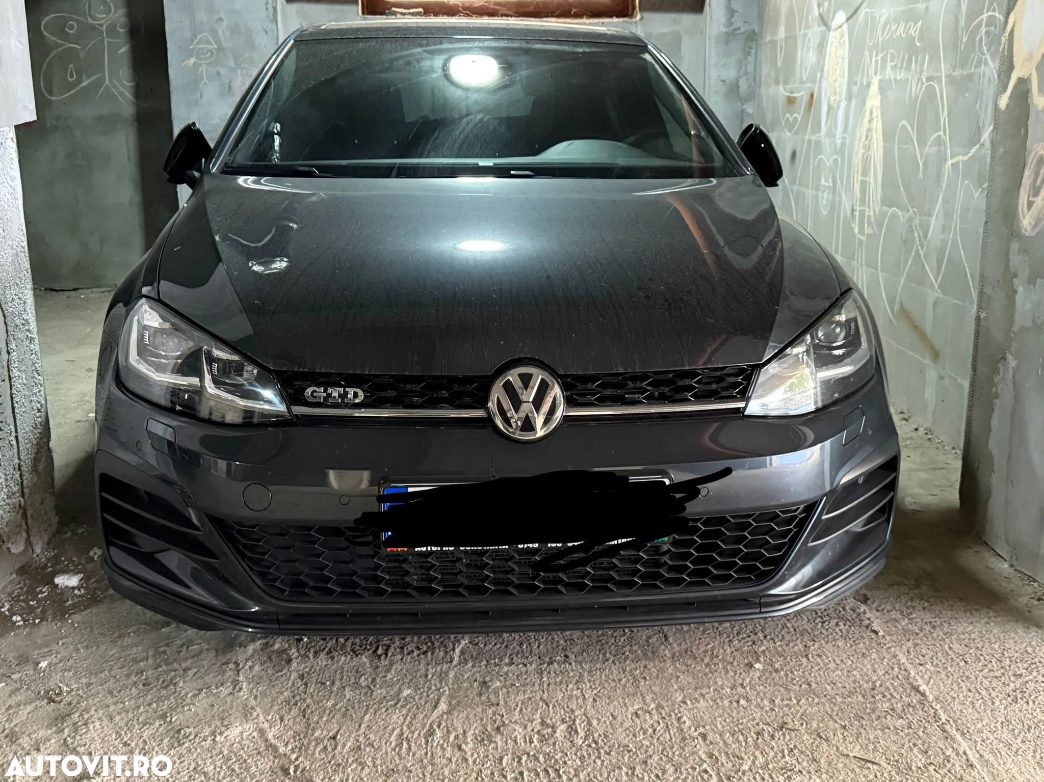 Volkswagen Golf 2.0 TDI DSG GTD - 1
