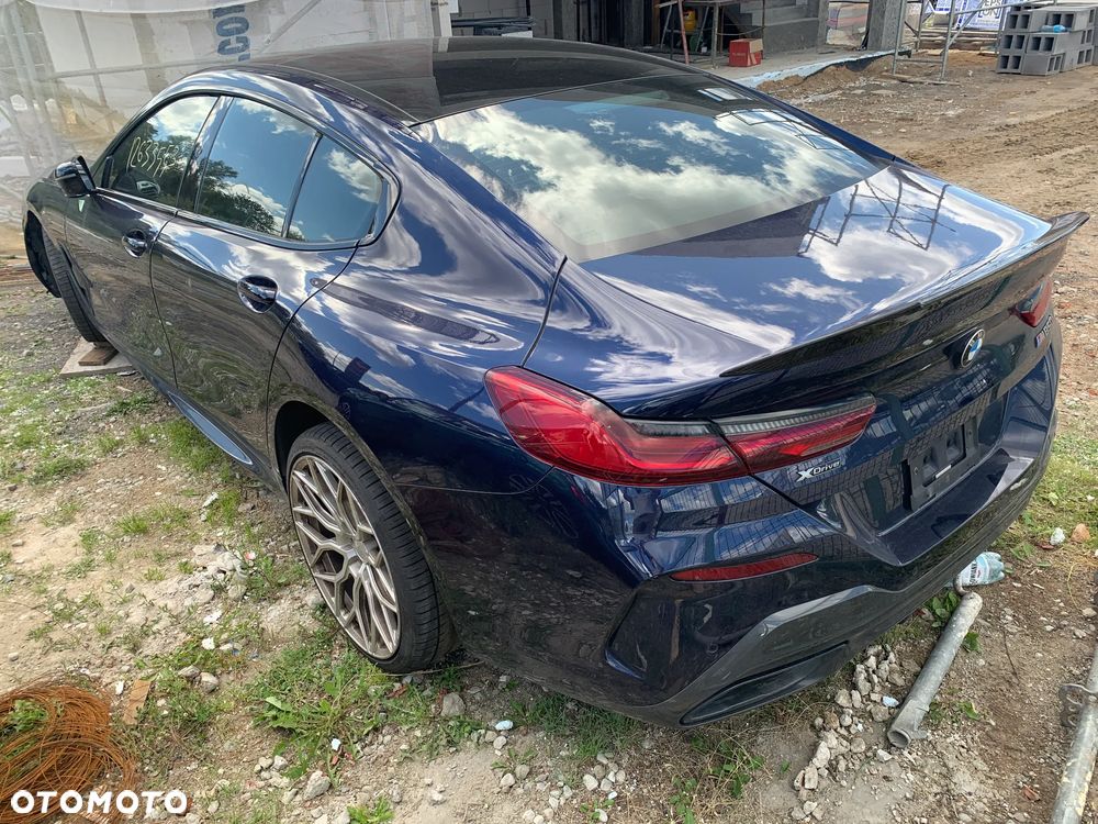 BMW Seria 8 - 1