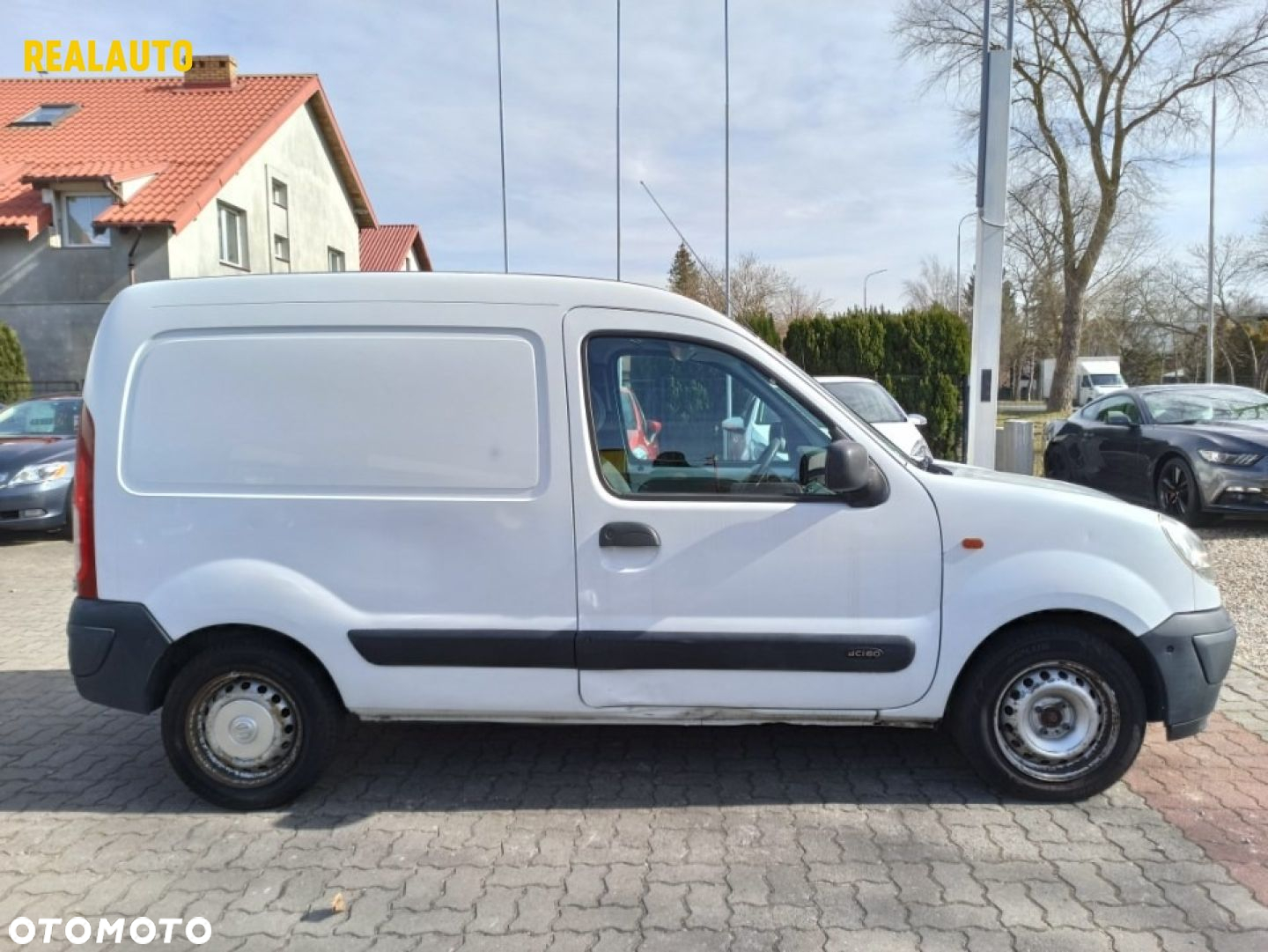 Nissan Kubistar - 4