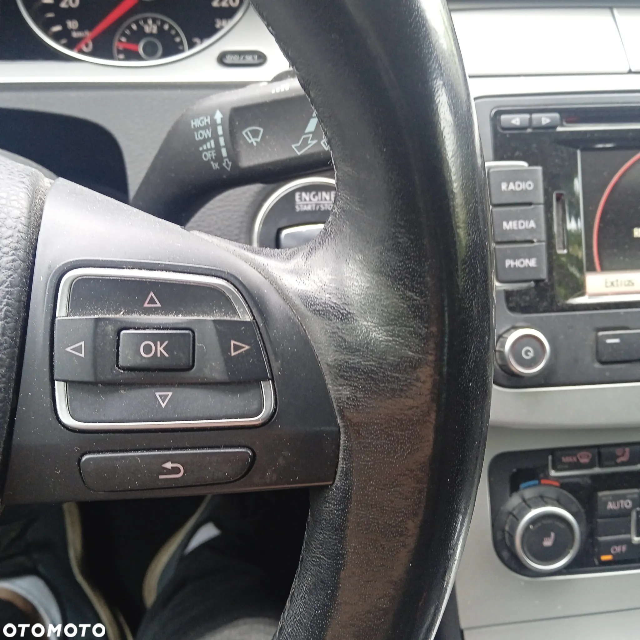 Volkswagen Passat 1.6 TDI DPF BlueMot Comfortline - 20