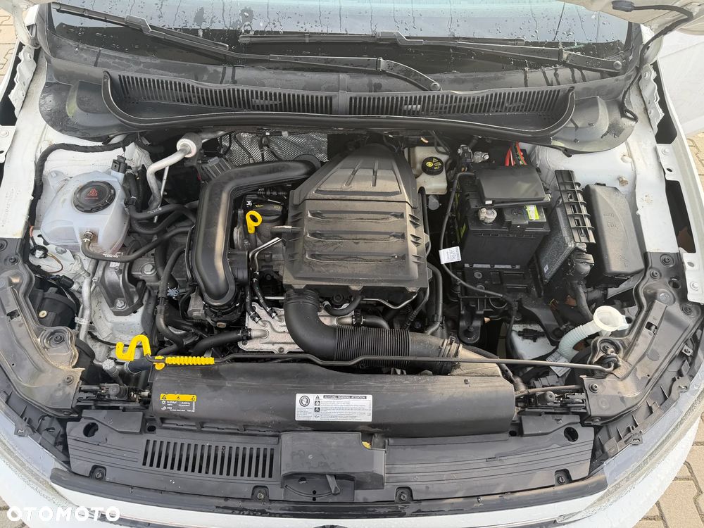 Volkswagen Polo - 13