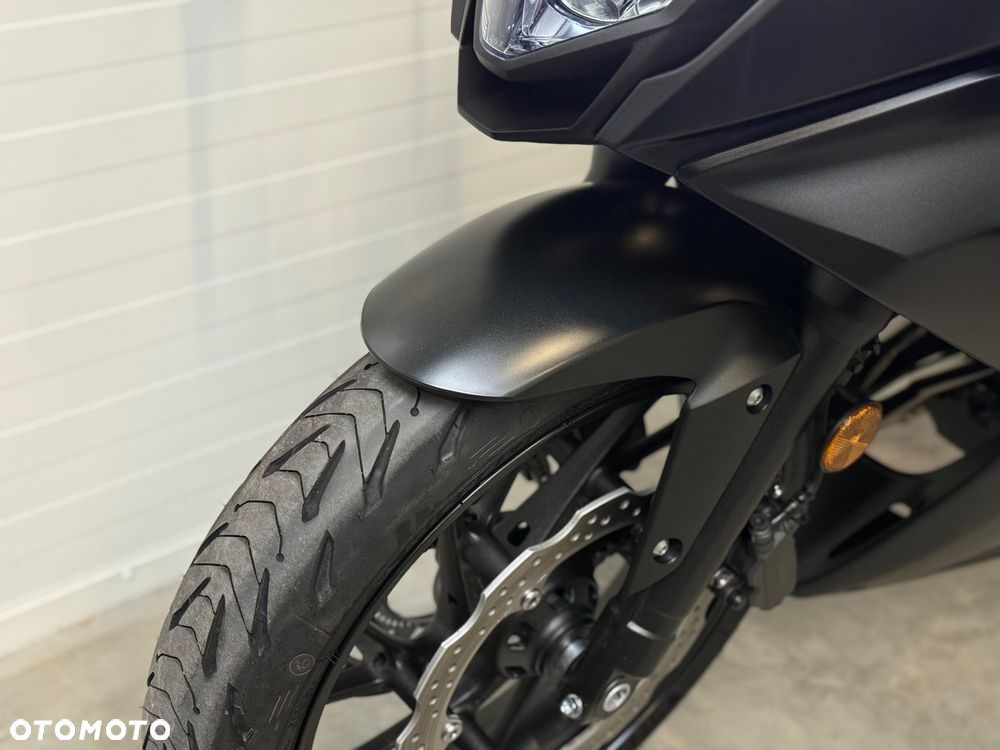Honda CBR - 24