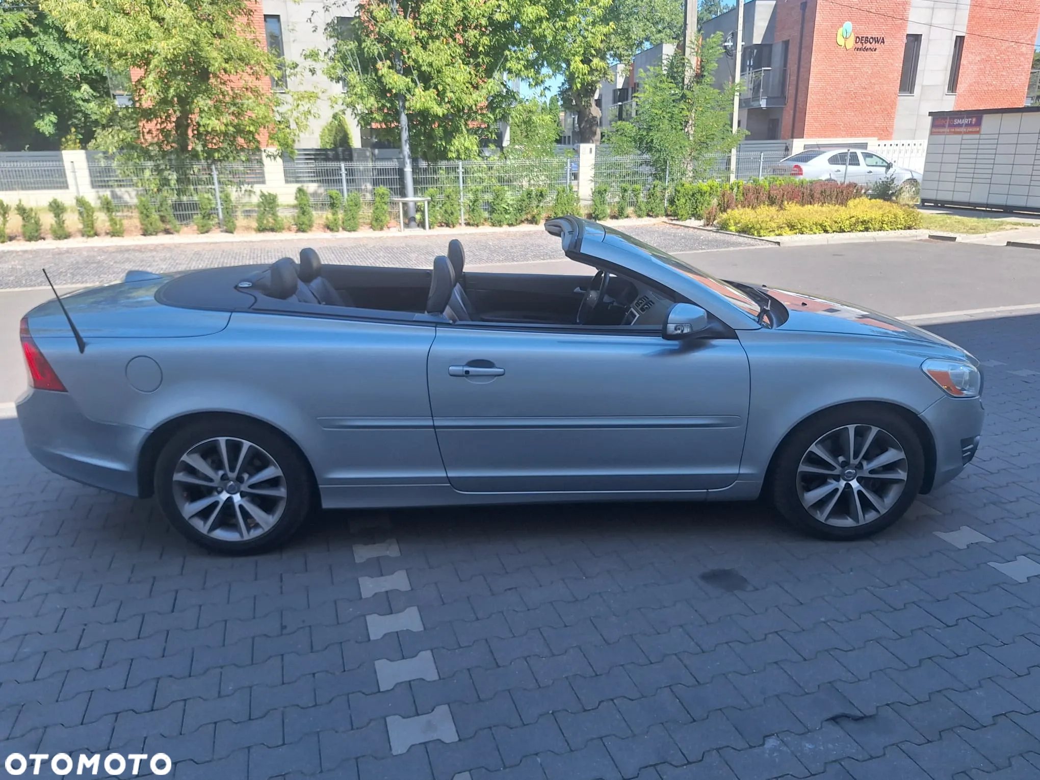 Volvo C70 T5 Momentum - 9