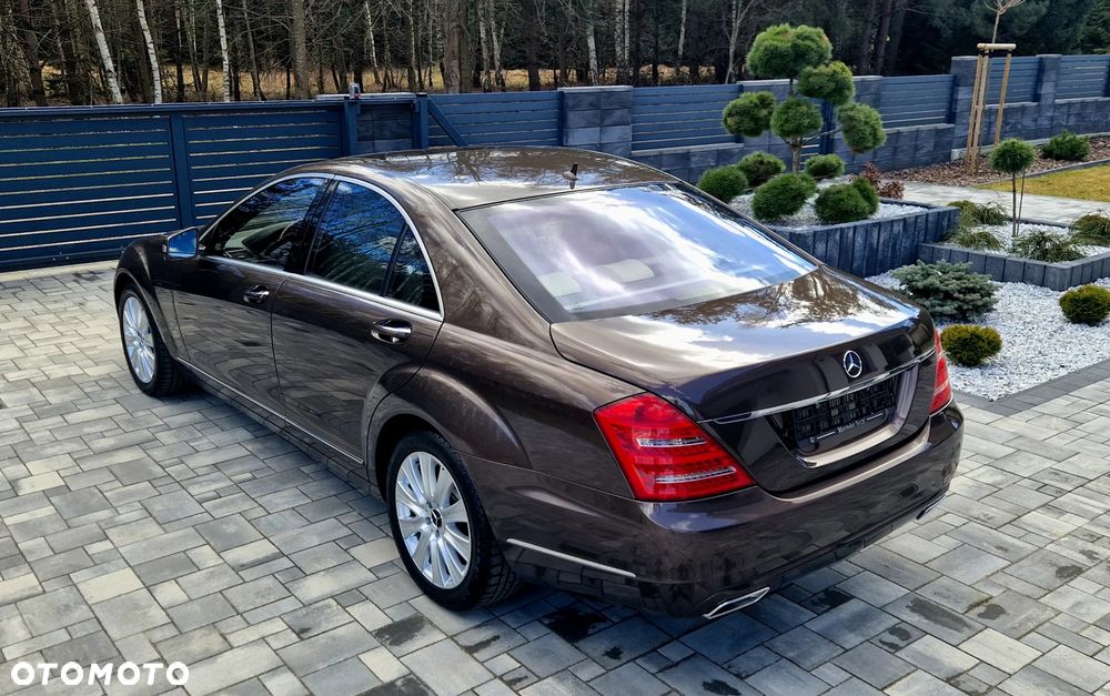 Mercedes-Benz Klasa S 350 BlueTEC DPF 4Matic 7G-TRONIC - 27