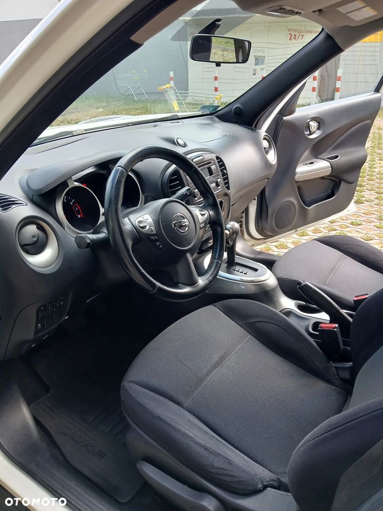 Nissan Juke 1.6 Acenta Xtronic - 10
