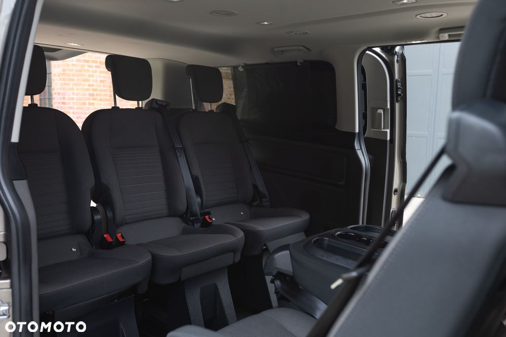Ford Tourneo Custom 2.0 EcoBlue L2 Shuttle Bus Titanium Sel.Shift - 33