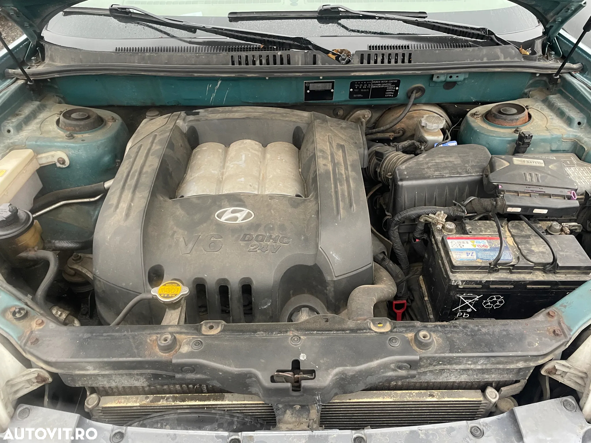 Dezmembrari Hyundai Santa Fe 2.7 v6 benzina/autoamat 2005 - 5