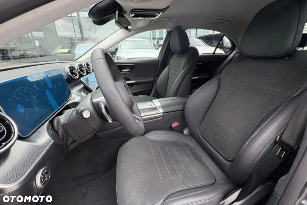 Mercedes-Benz Klasa C 180 mHEV Avantgarde - 12